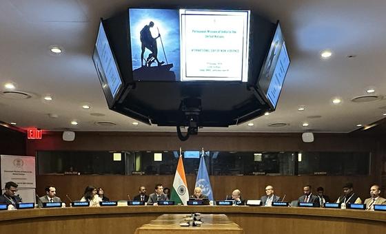 अहिंसा दिवस: बढ़ते तनाव व विभाजन के दौर में, गाँधी का सन्देश और भी प्रासंगिक